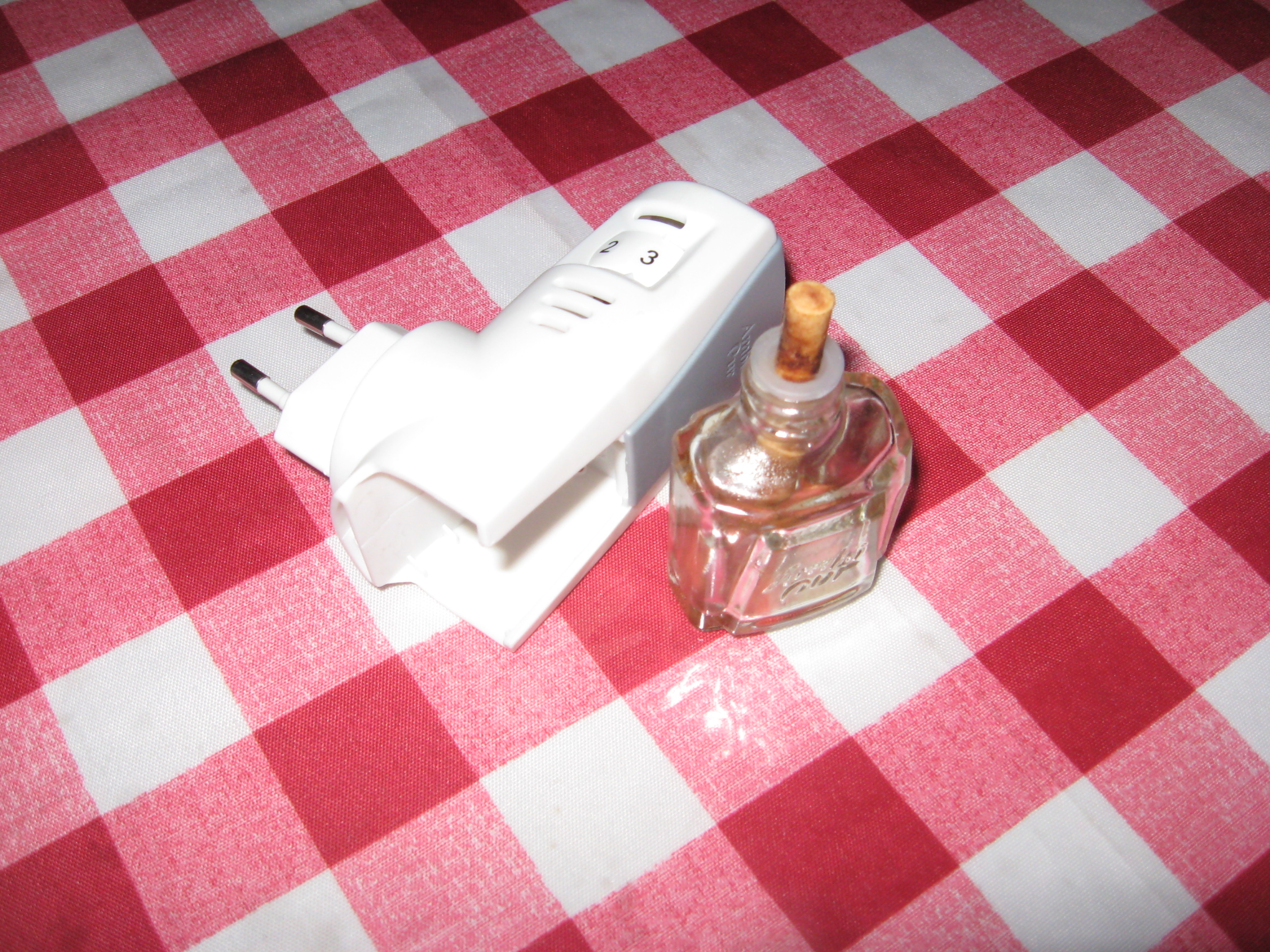 Deodoranti Elettrici Per L Ambiente Attenzione Alla Tossicita Ecopensare
